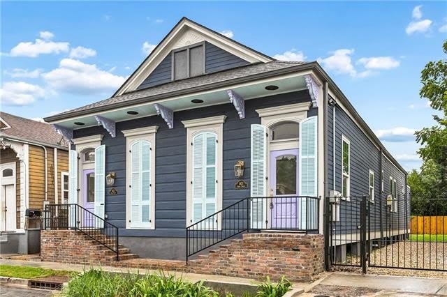 1421 Spain Street – photo 1