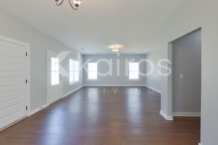 464 White Oak Circle – photo 4