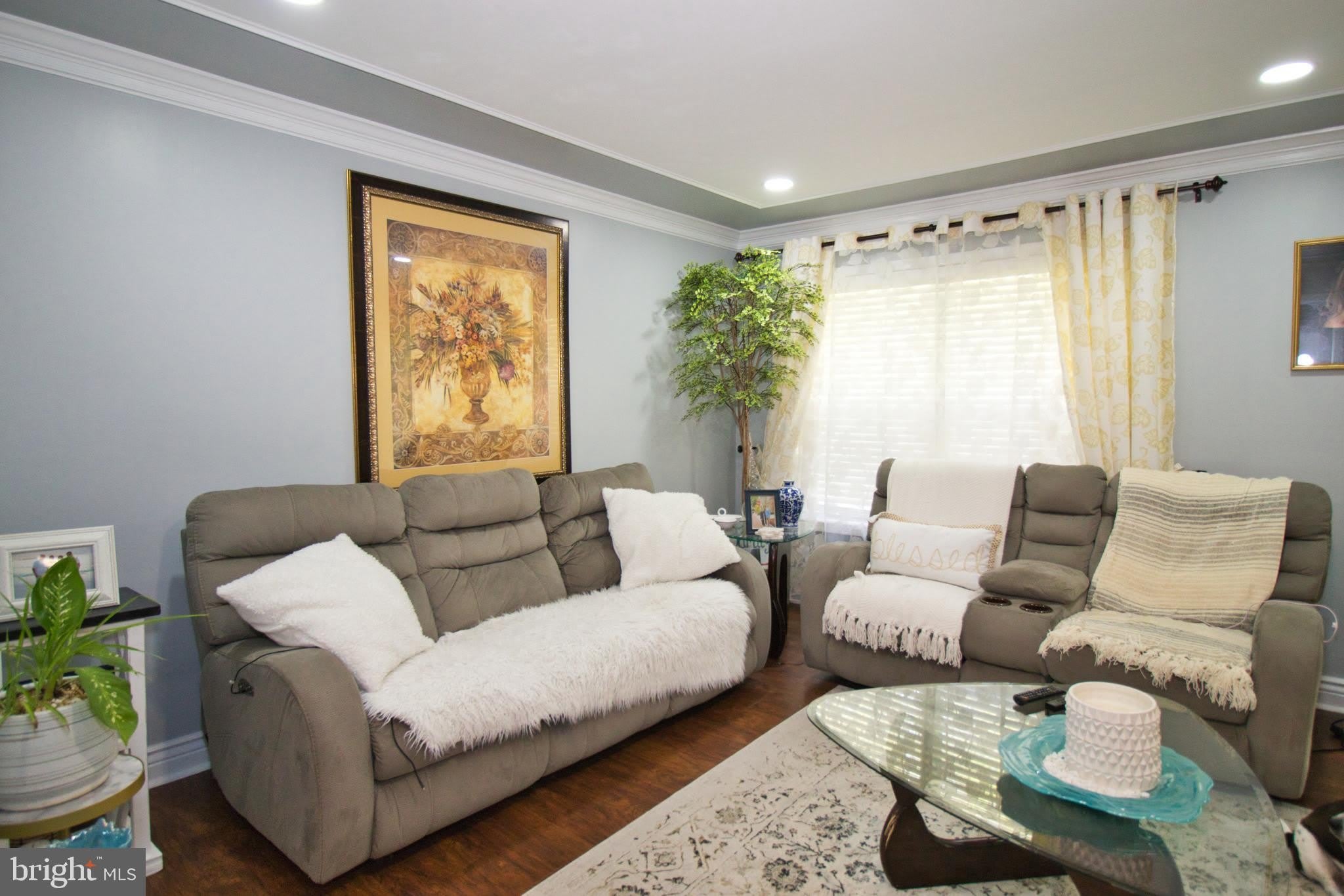 4590 LOUISE SAINT CLAIRE Drive – photo 3