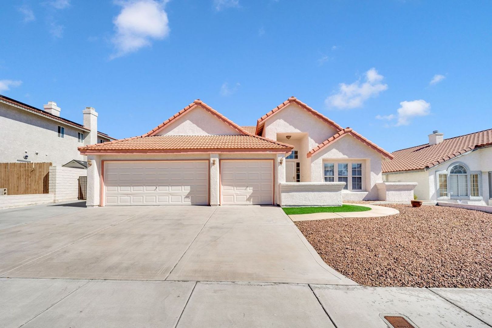 7716 Bentonite Dr – photo 1