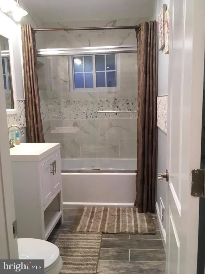 13807 EASTLAND Street – photo 4