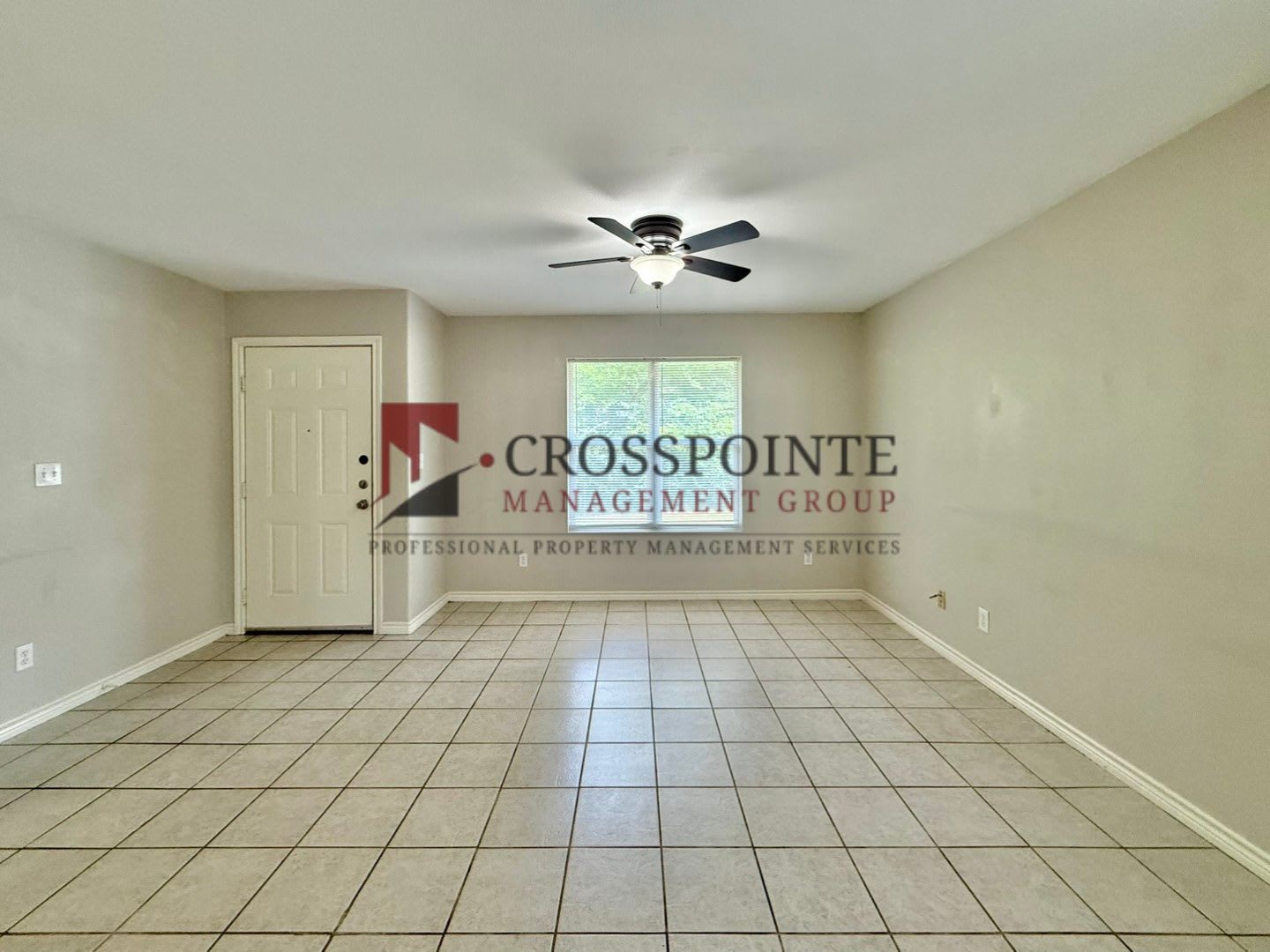 N Palace Ave 2215 Duplex – photo 3