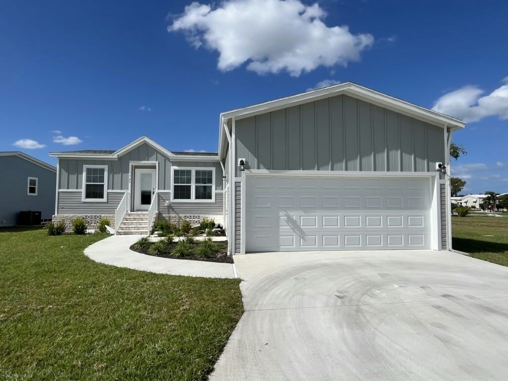 7920 Chandler Street – photo 1