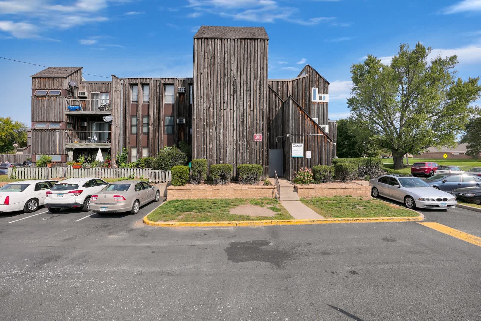 The Arbors Apartments – photo 2