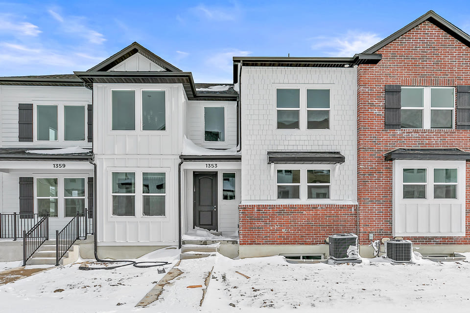 1353 N 3740 W – photo 4