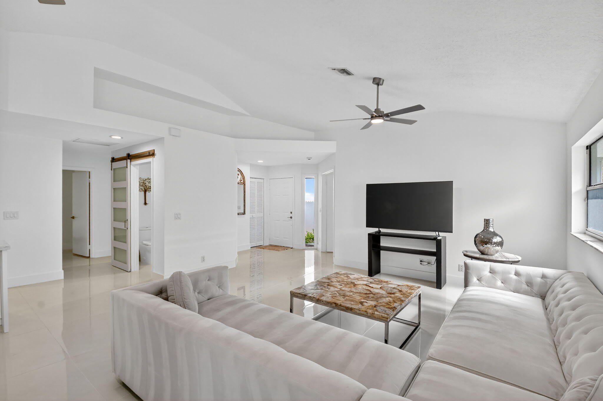 2218 NW 52nd Street – photo 3