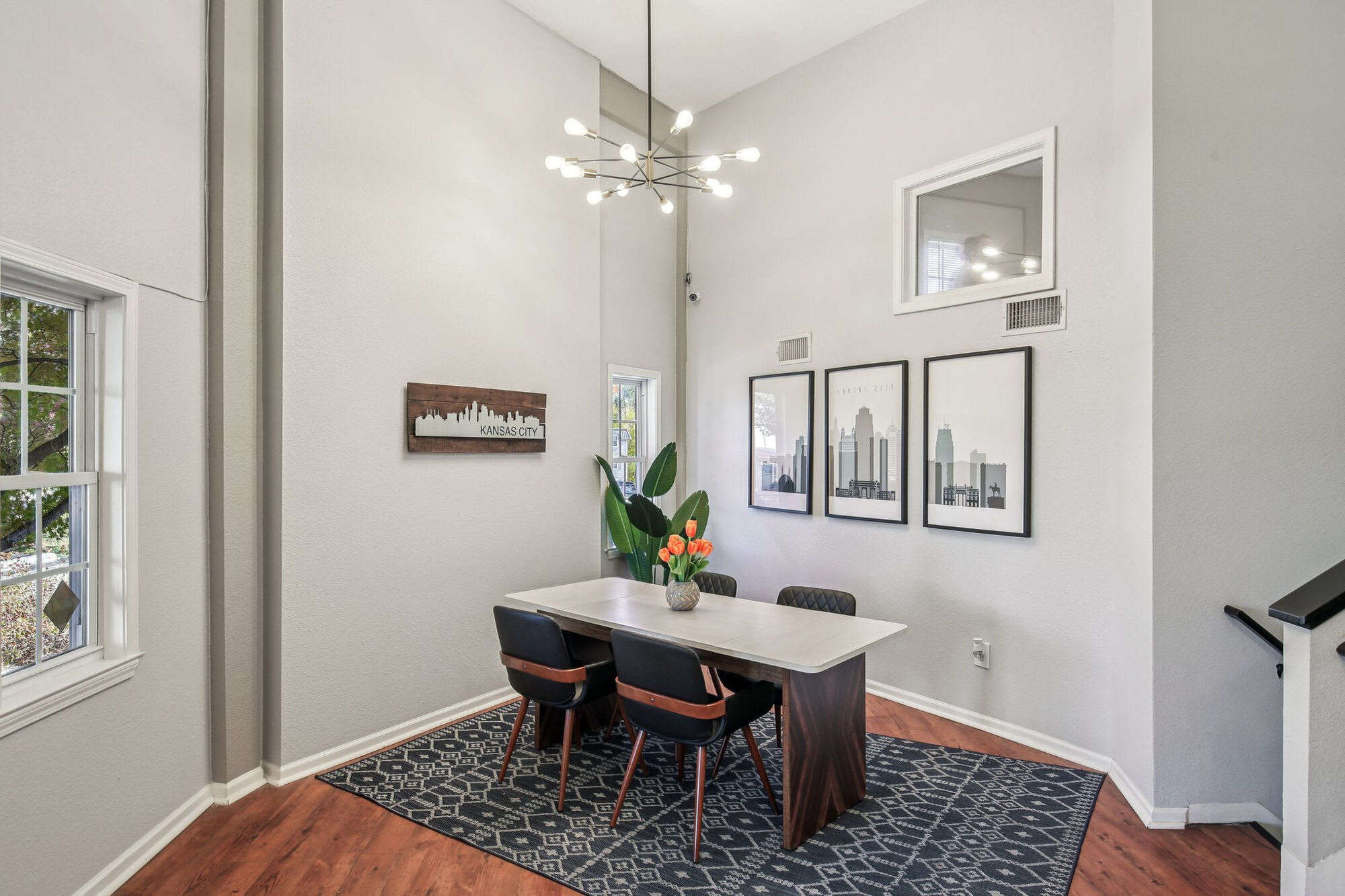 Latitude 72 Apartment Homes – photo 4
