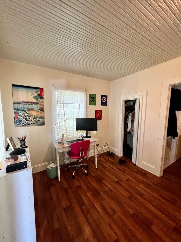 428 Richards Street Northwest – photo 2