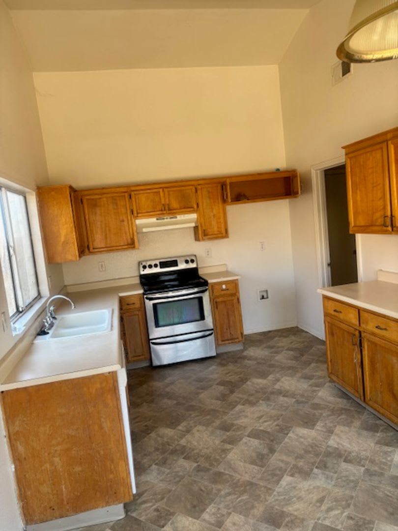 865 Place Rd – photo 4