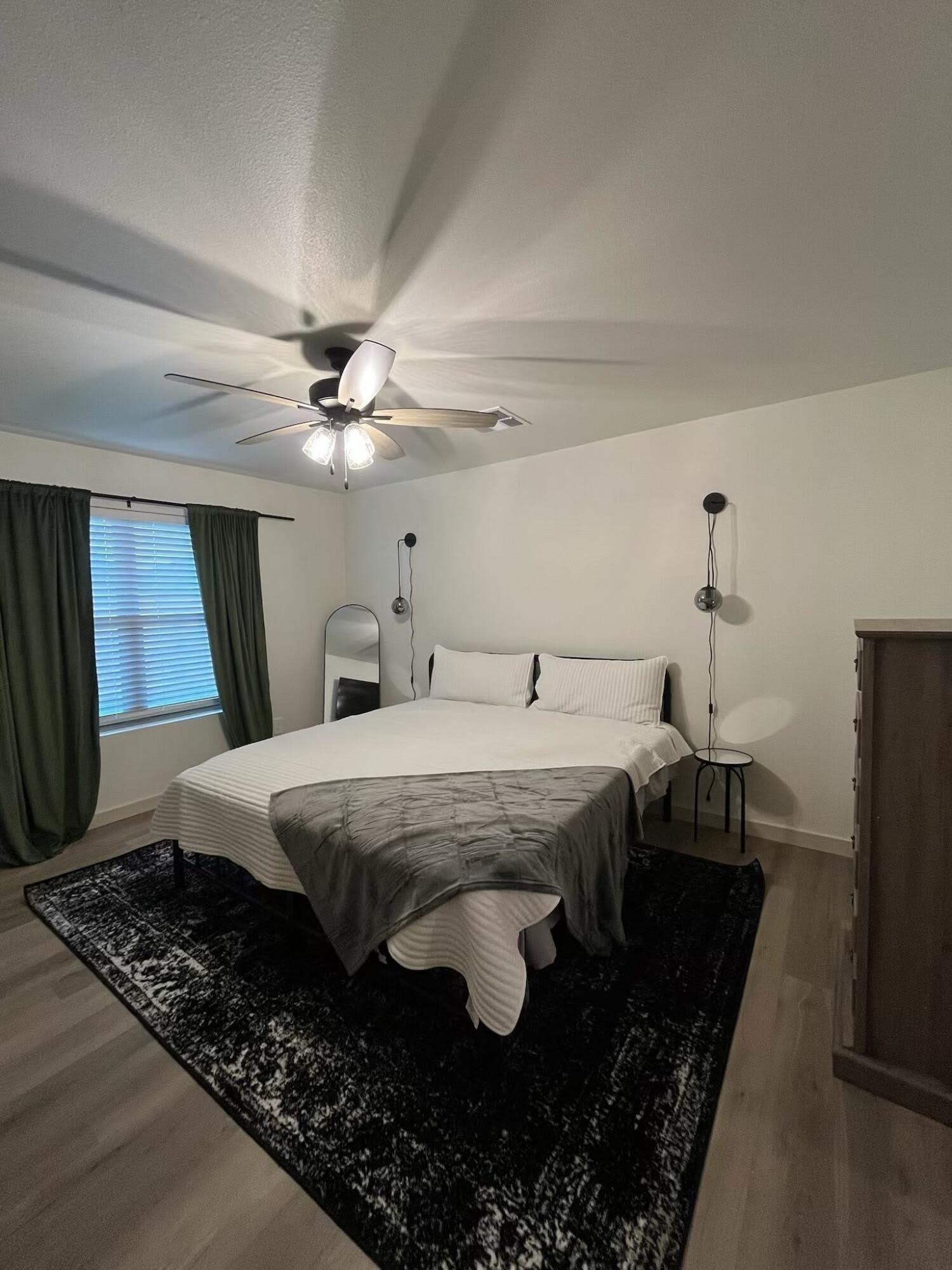 7701 Date Avenue – photo 5