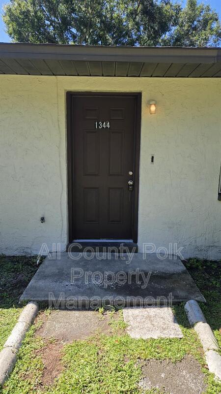1344 Reynolds Road – photo 2
