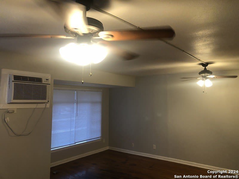 215 EDNA AVE – photo 3