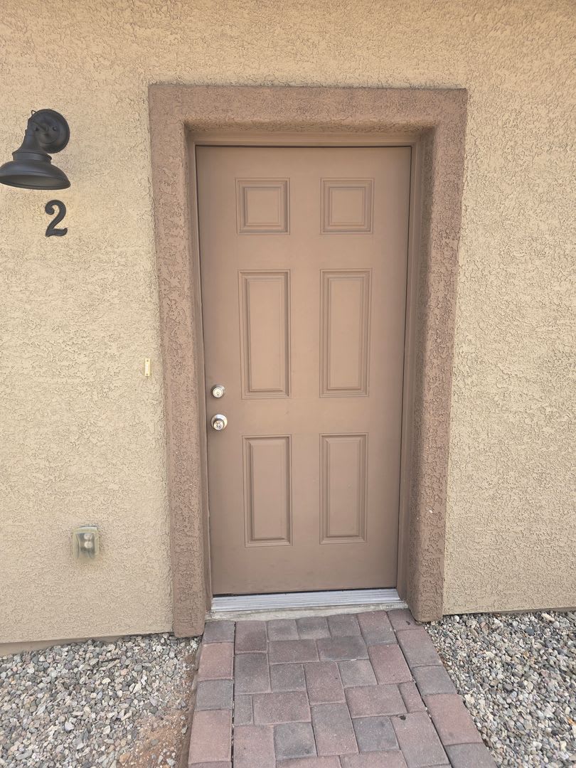 TOWNHOME AVAILABLE 2BD/1BA ALL TILE FLOORING!!! WON'T LAST!! – photo 3