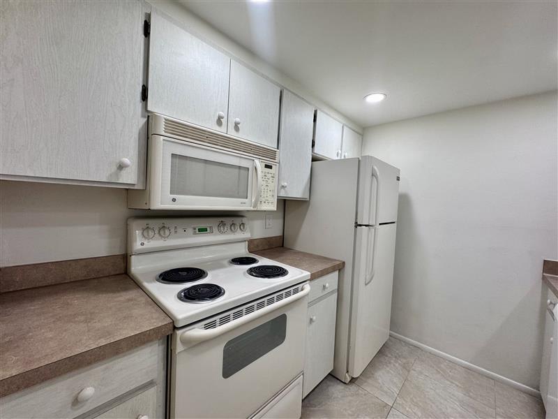 244 St Augustine Ave 304W – photo 4