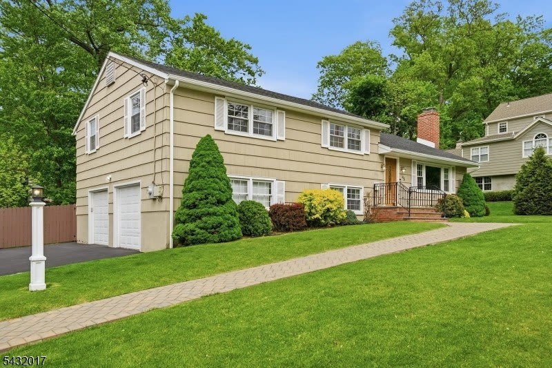 43 Oakland Ave – photo 2