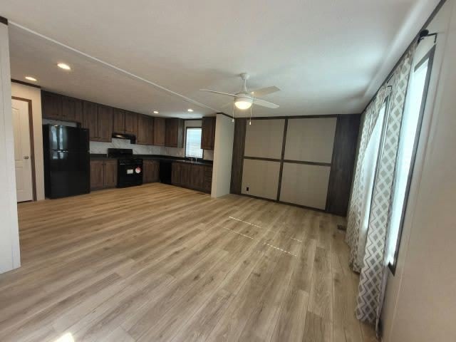 11428 5th St NE – photo 3