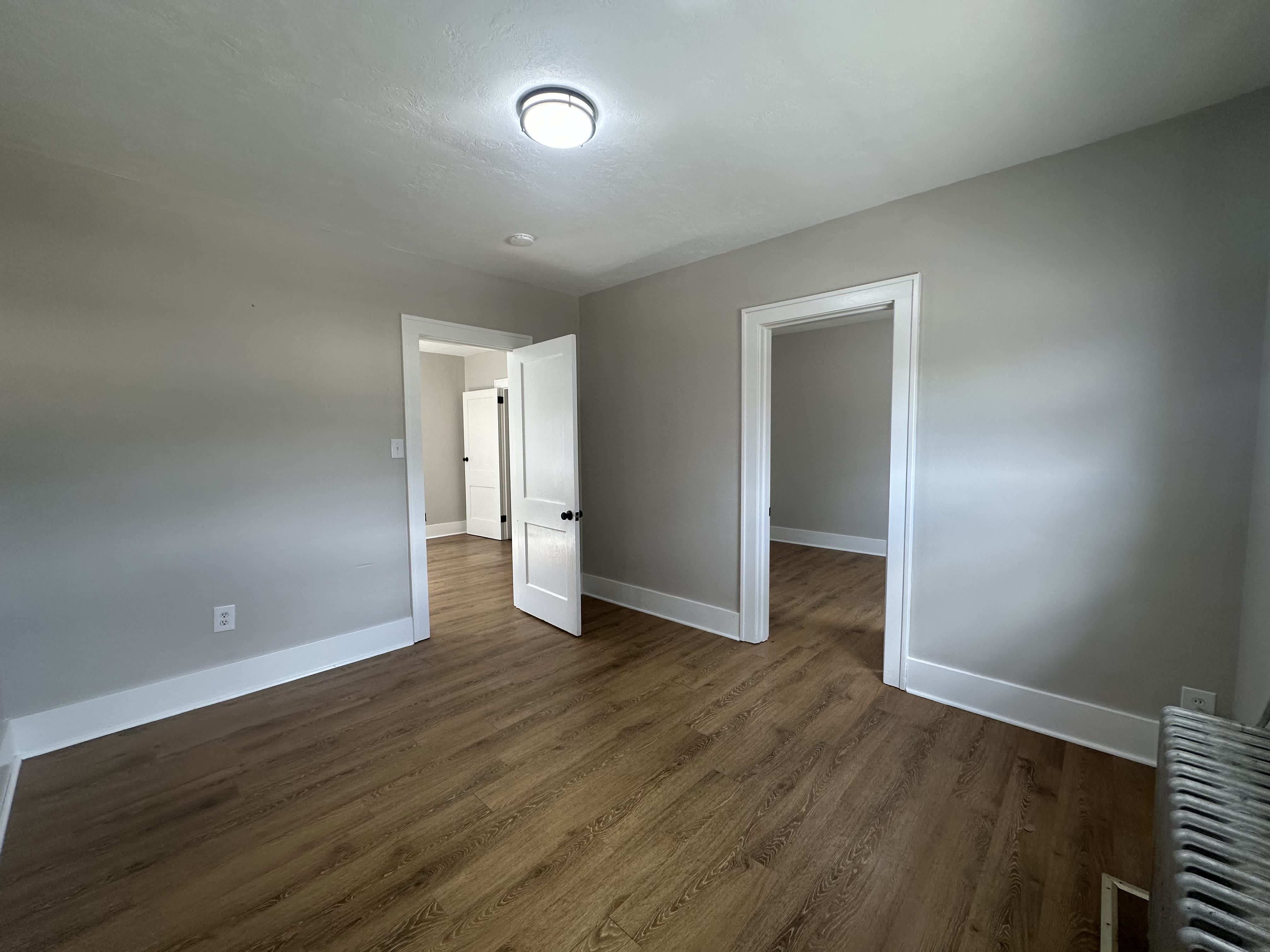 1149 Merchant St – photo 4
