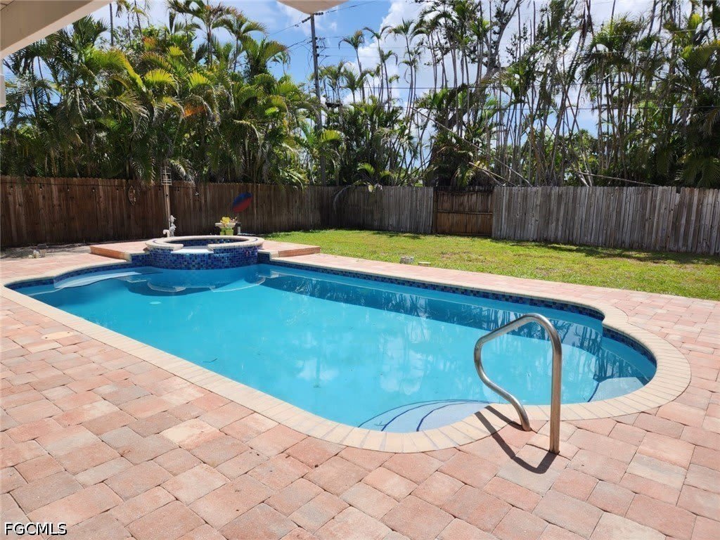 15410 Allen Way – photo 1