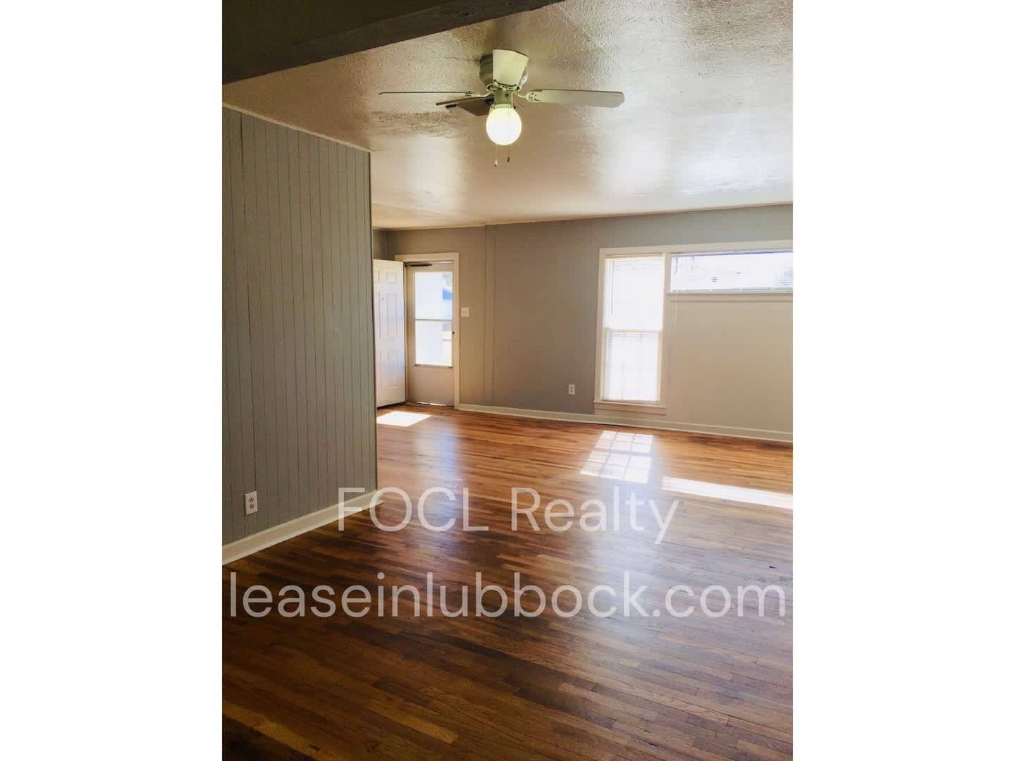Spacious 3 2 With Hardwood Floors – photo 4