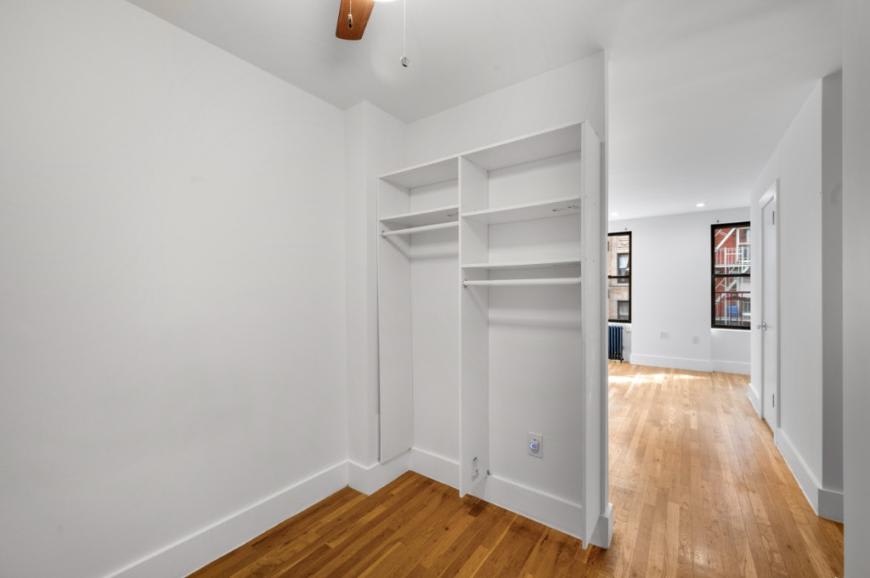 341 East 9th Street – photo 4