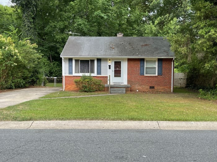 2315 Finchley Drive – photo 1