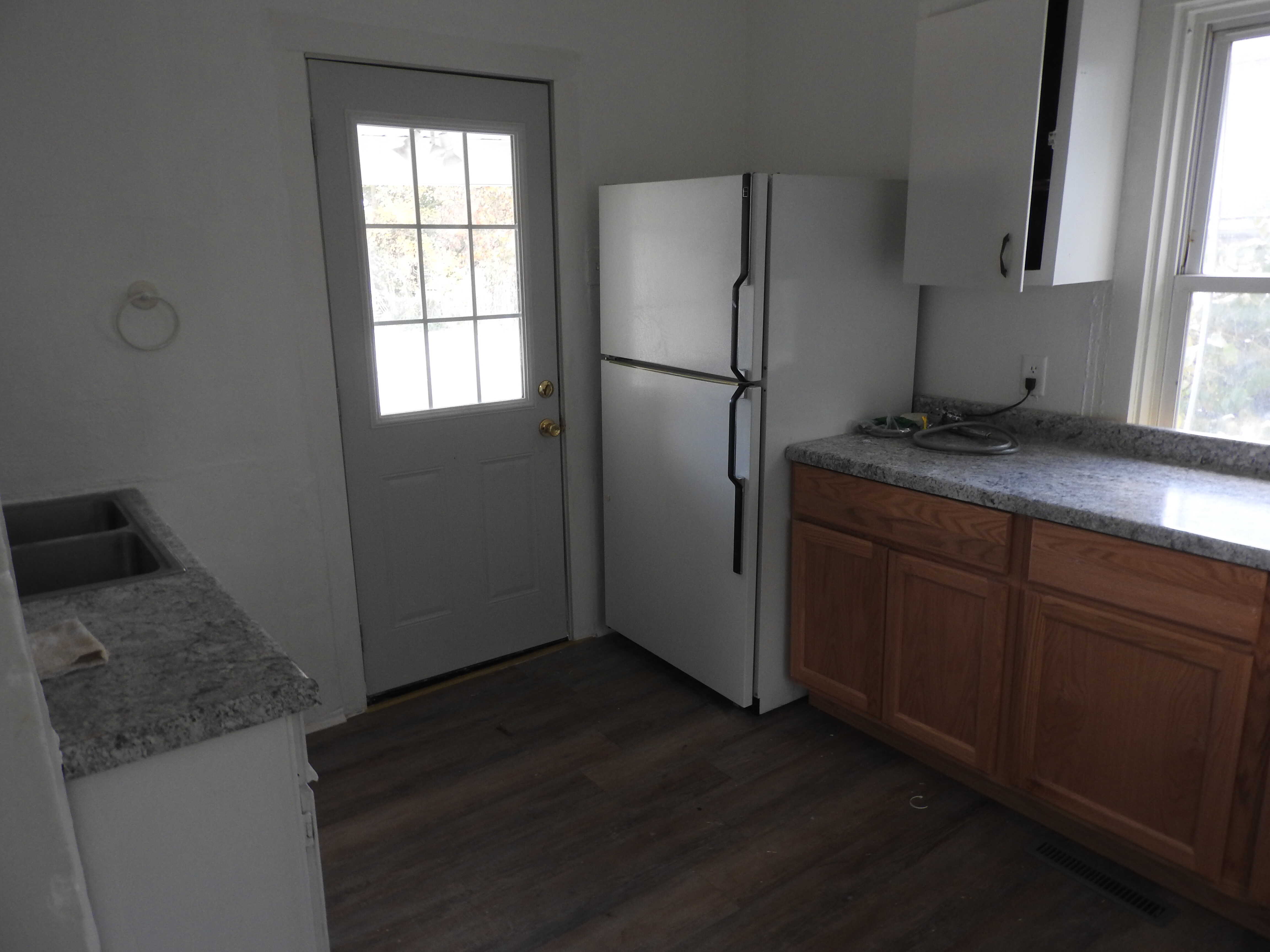 827 Fulton Street West – photo 2
