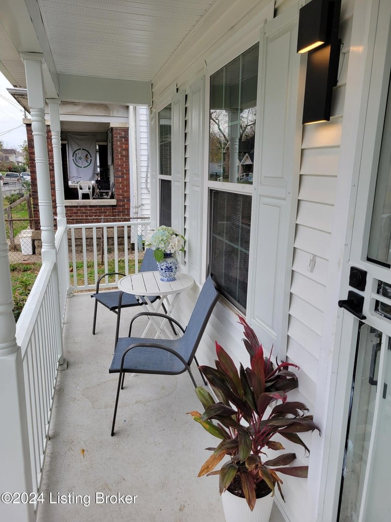 2129 Bolling Avenue – photo 3