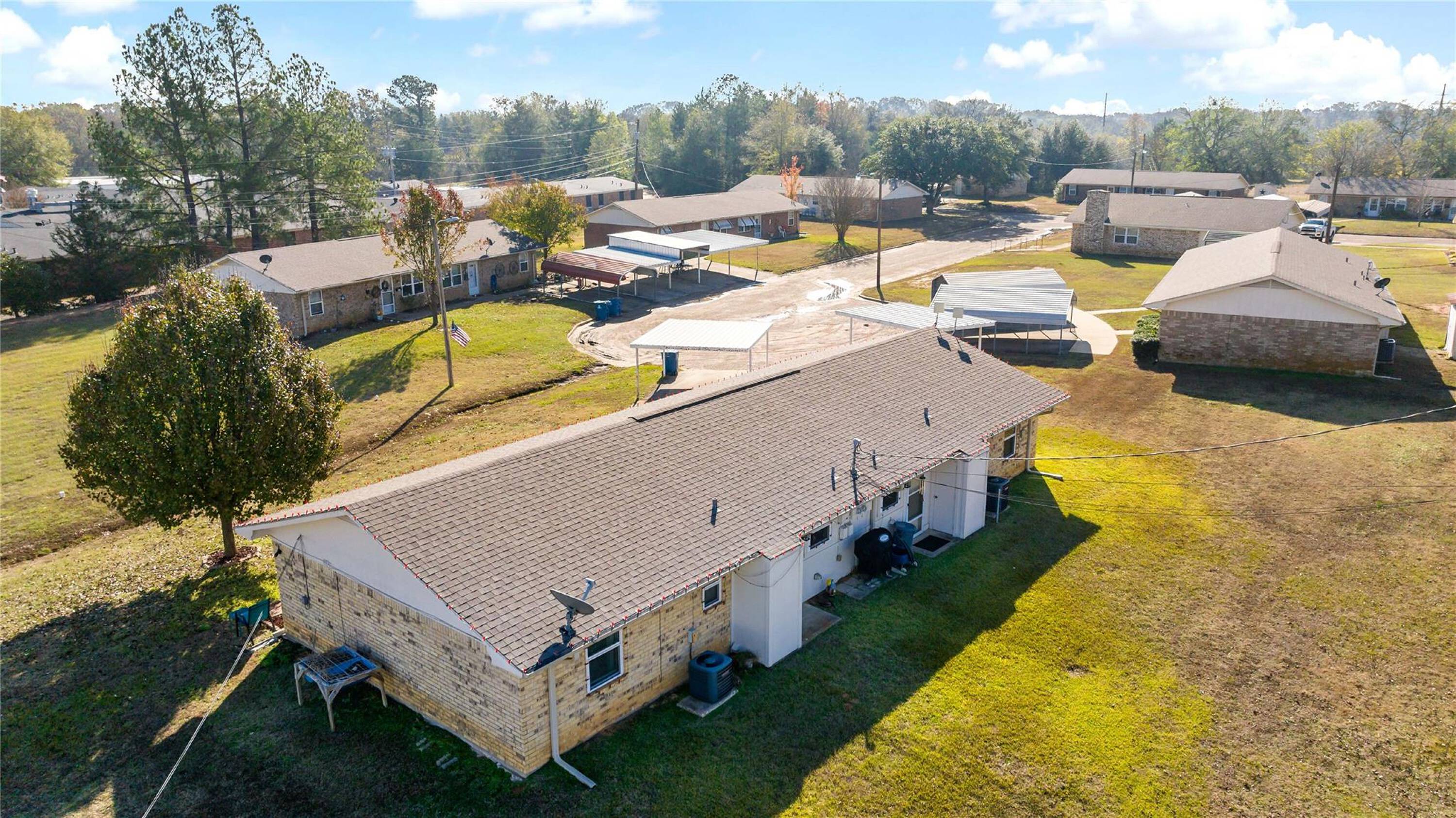 952 Taylor Drive – photo 1