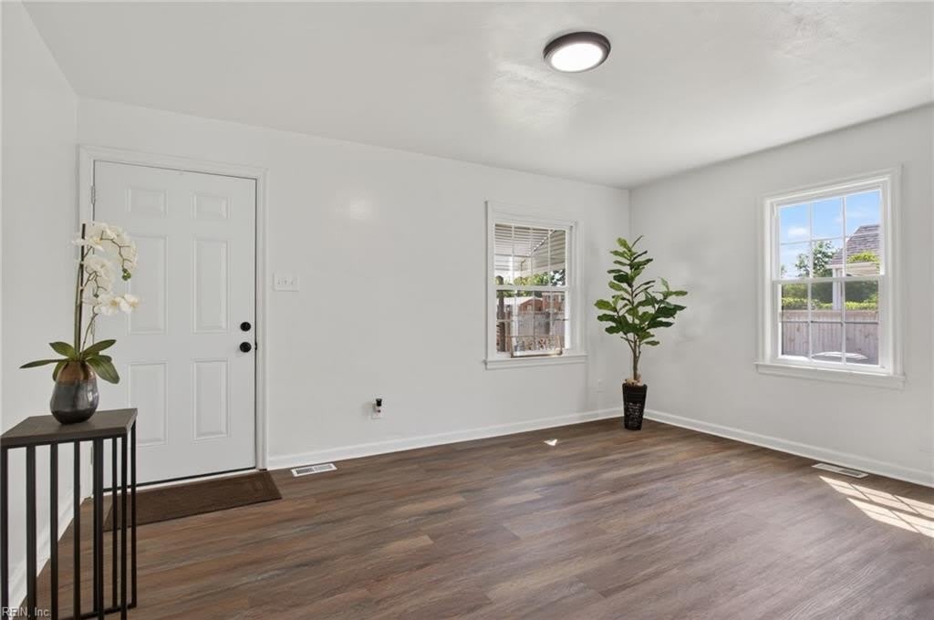 706 Newport News Avenue – photo 5