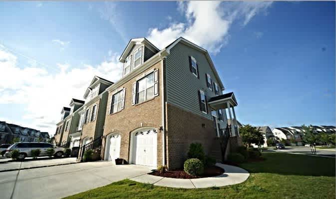 956 Iron Bridge Drive – photo 1
