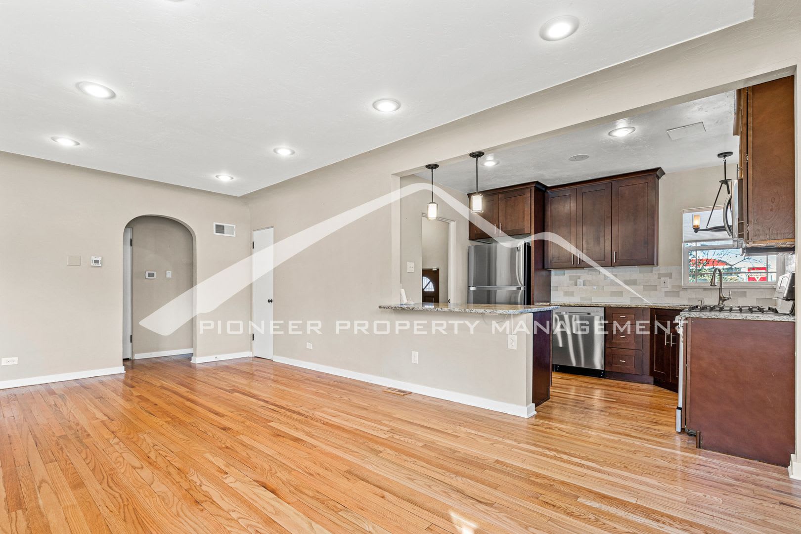 Large Home with an Updated Kitchen in Montclair Neighborhood! – photo 5