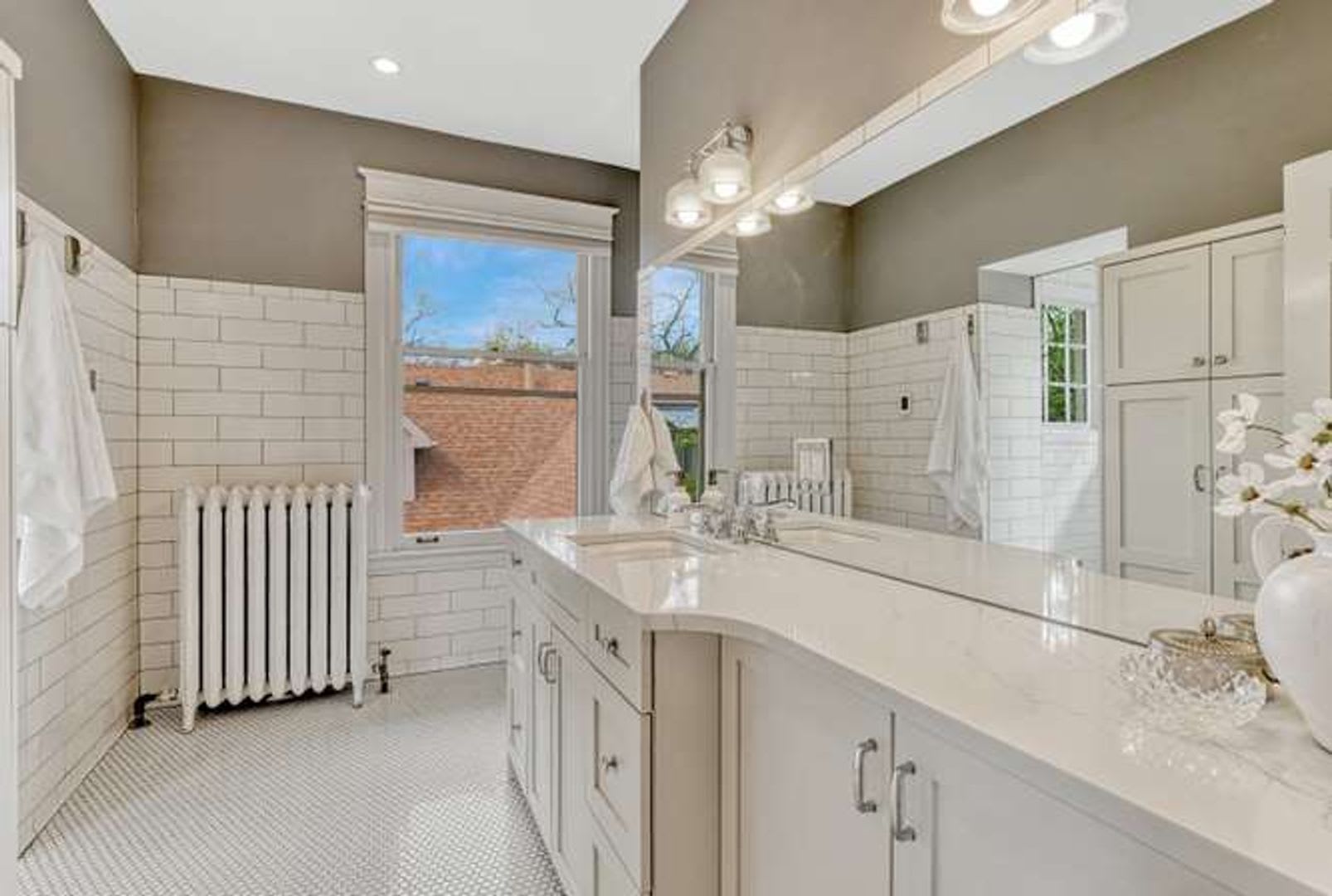 About This Property! – photo 3
