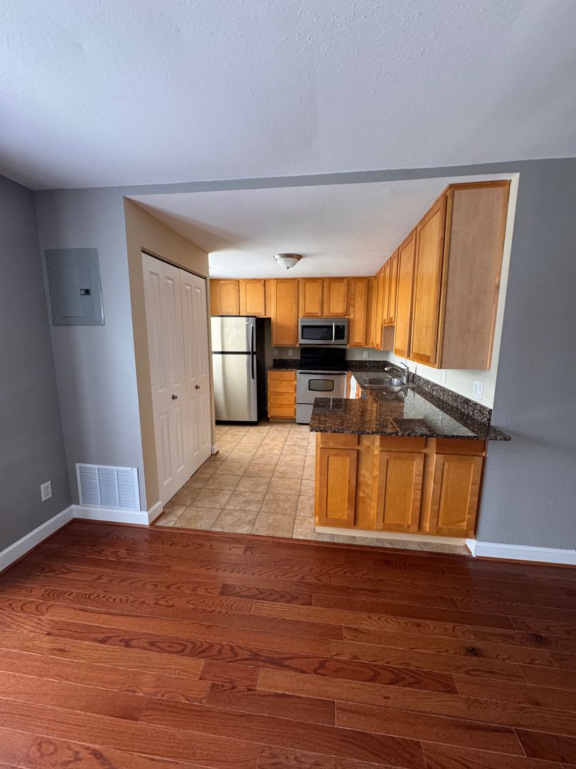 5630 PERSHING AVE #36 – photo 5