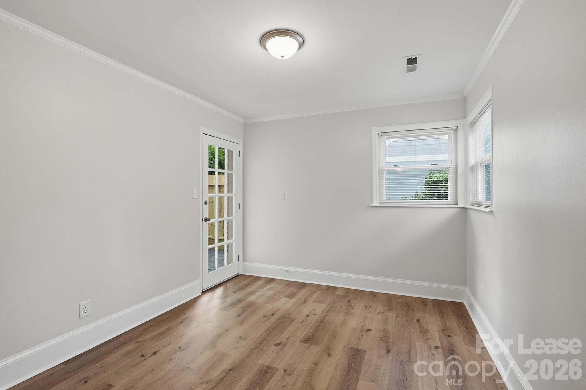 3101 Selwyn Avenue – photo 4