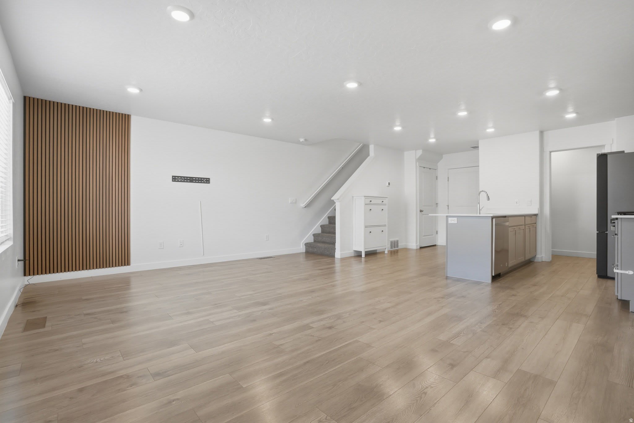 939 E JACK Dr – photo 2