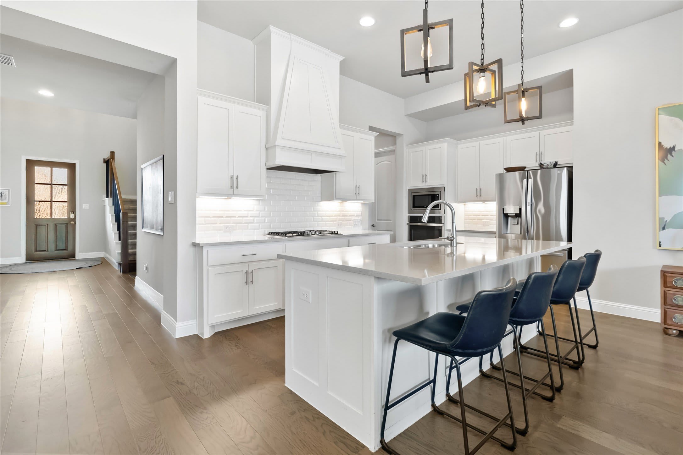 1812 Scotney Court – photo 4