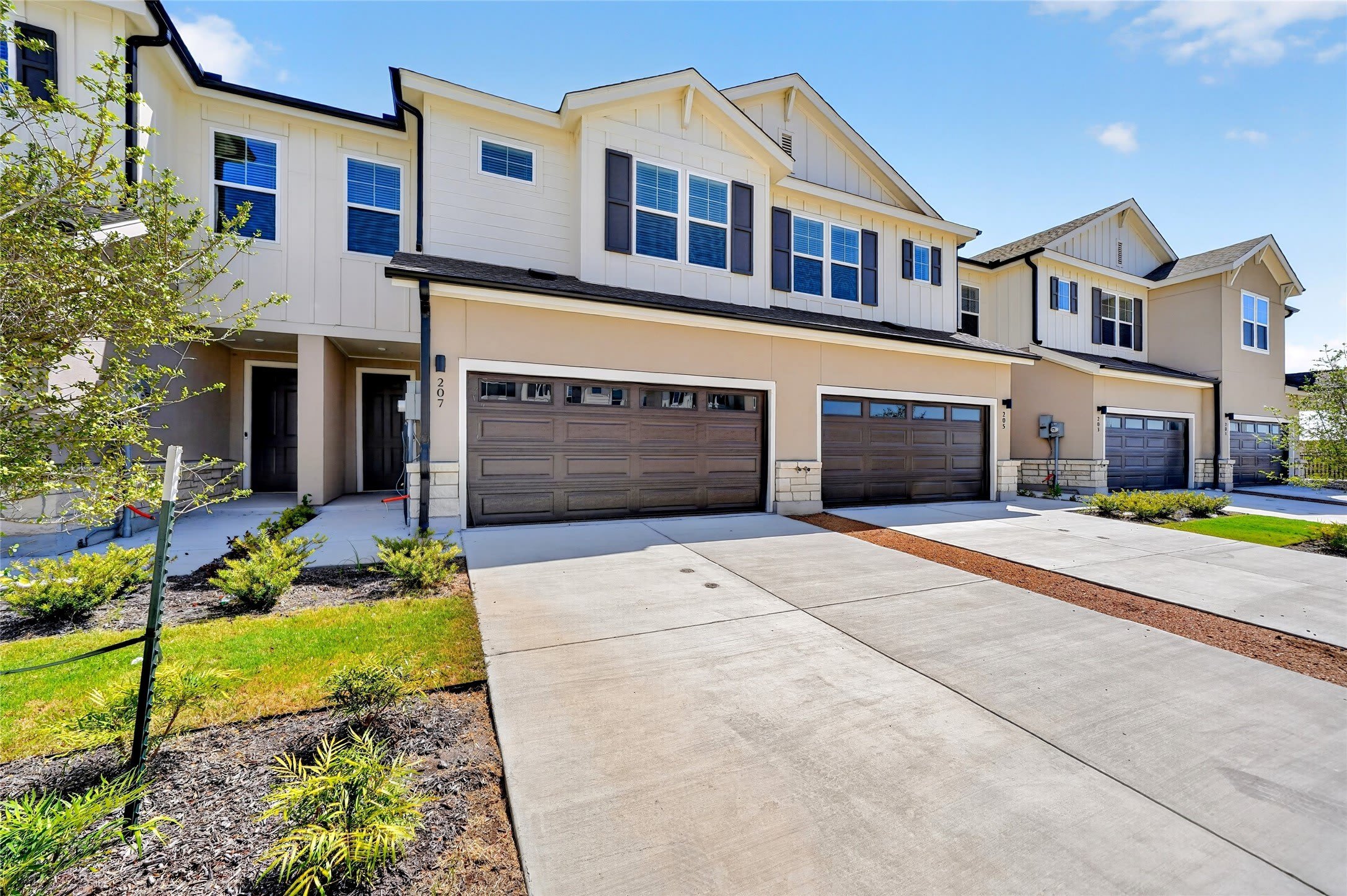 207 Melody Lane – photo 2