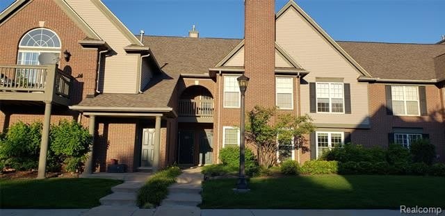 28292 Carlton Way Drive – photo 1