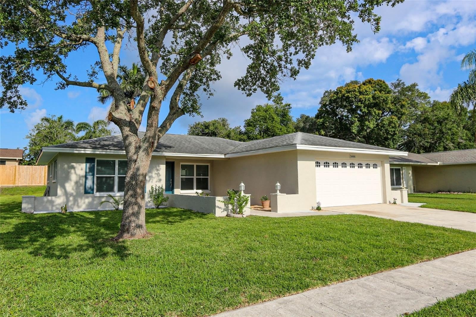 1444 OVERCASH Drive – photo 2
