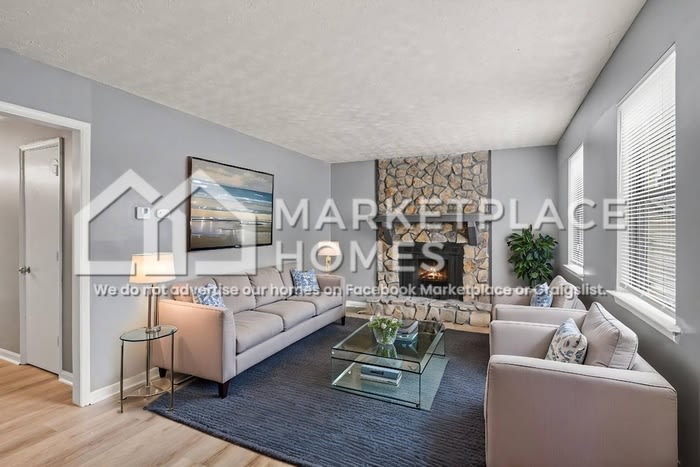 956 Windwood Ct – photo 4