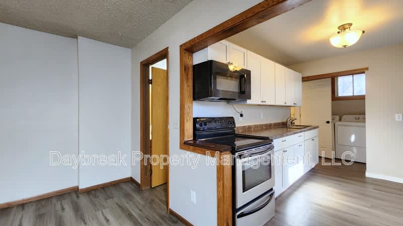 1005 12Th Street North – photo 5