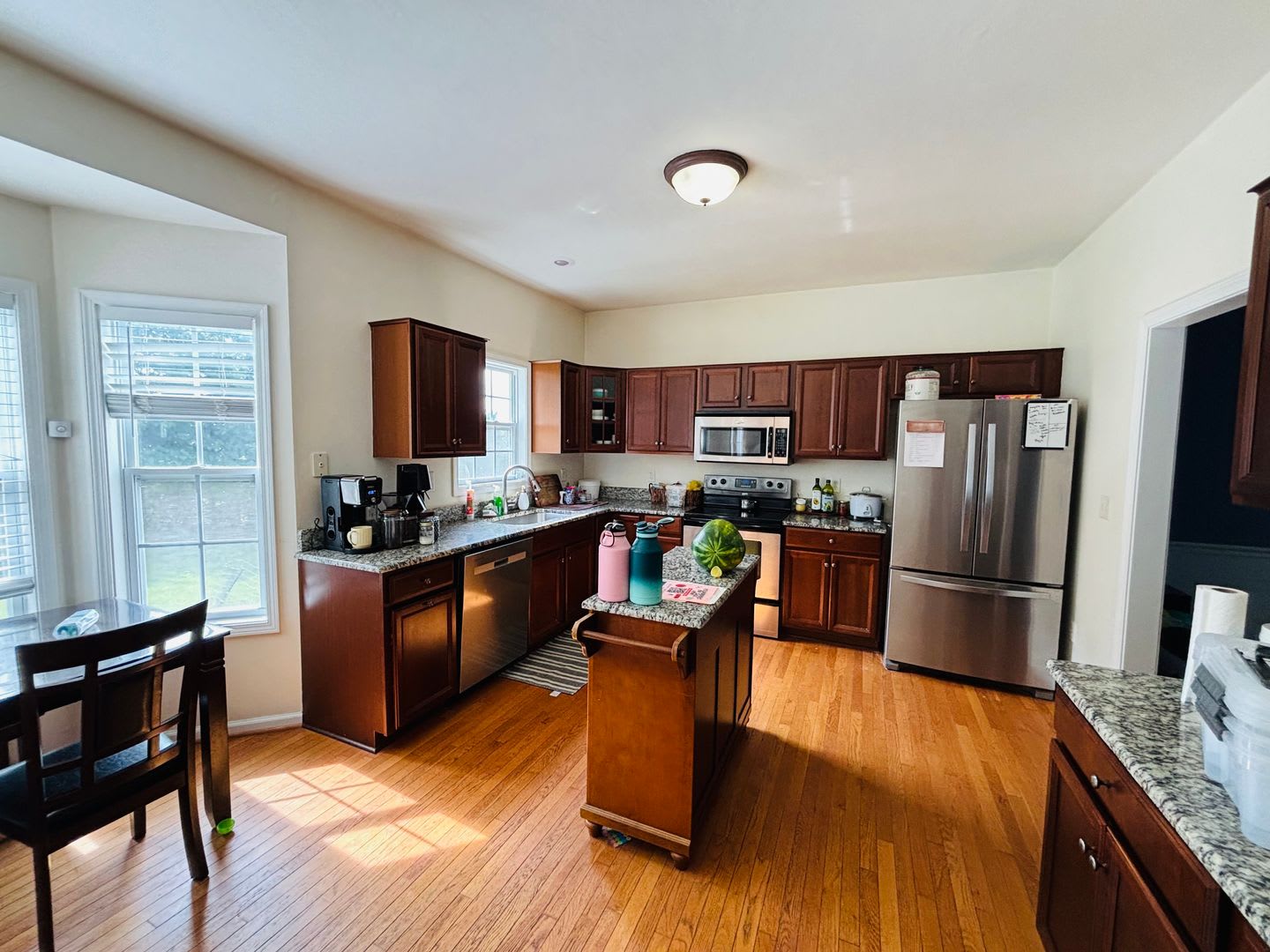 Spacious 4 Bedroom 3 5 Bath House In New River Village – photo 3