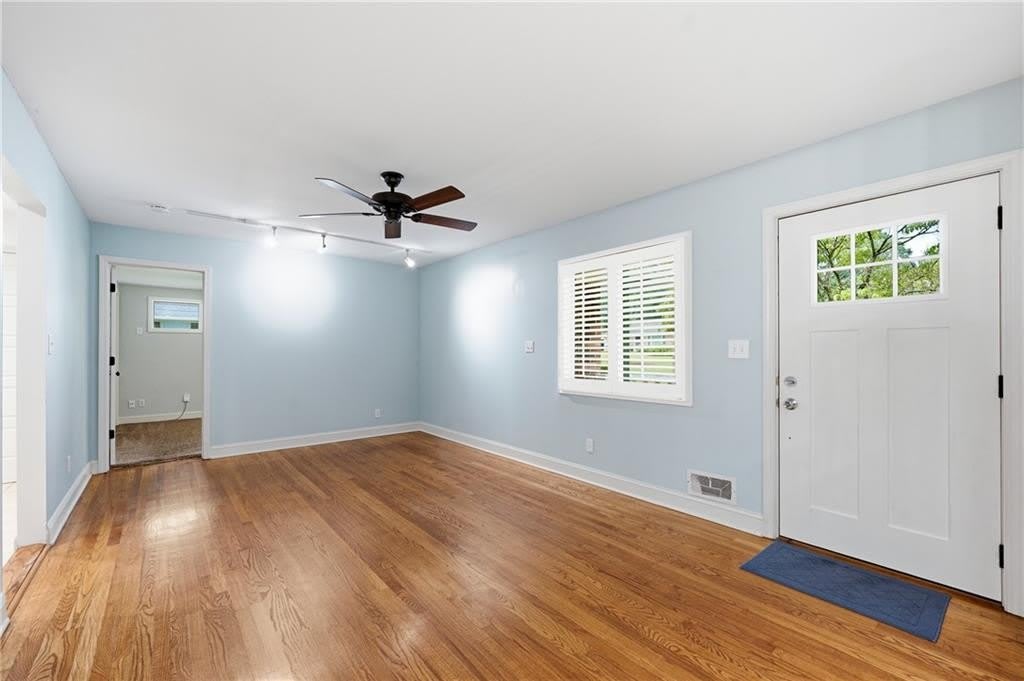 1171 Starline Drive SE – photo 5
