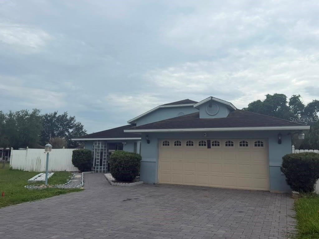 1013 MAYFAIR Place – photo 2