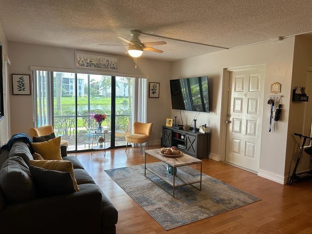 1102 GREEN PINE Boulevard – photo 3