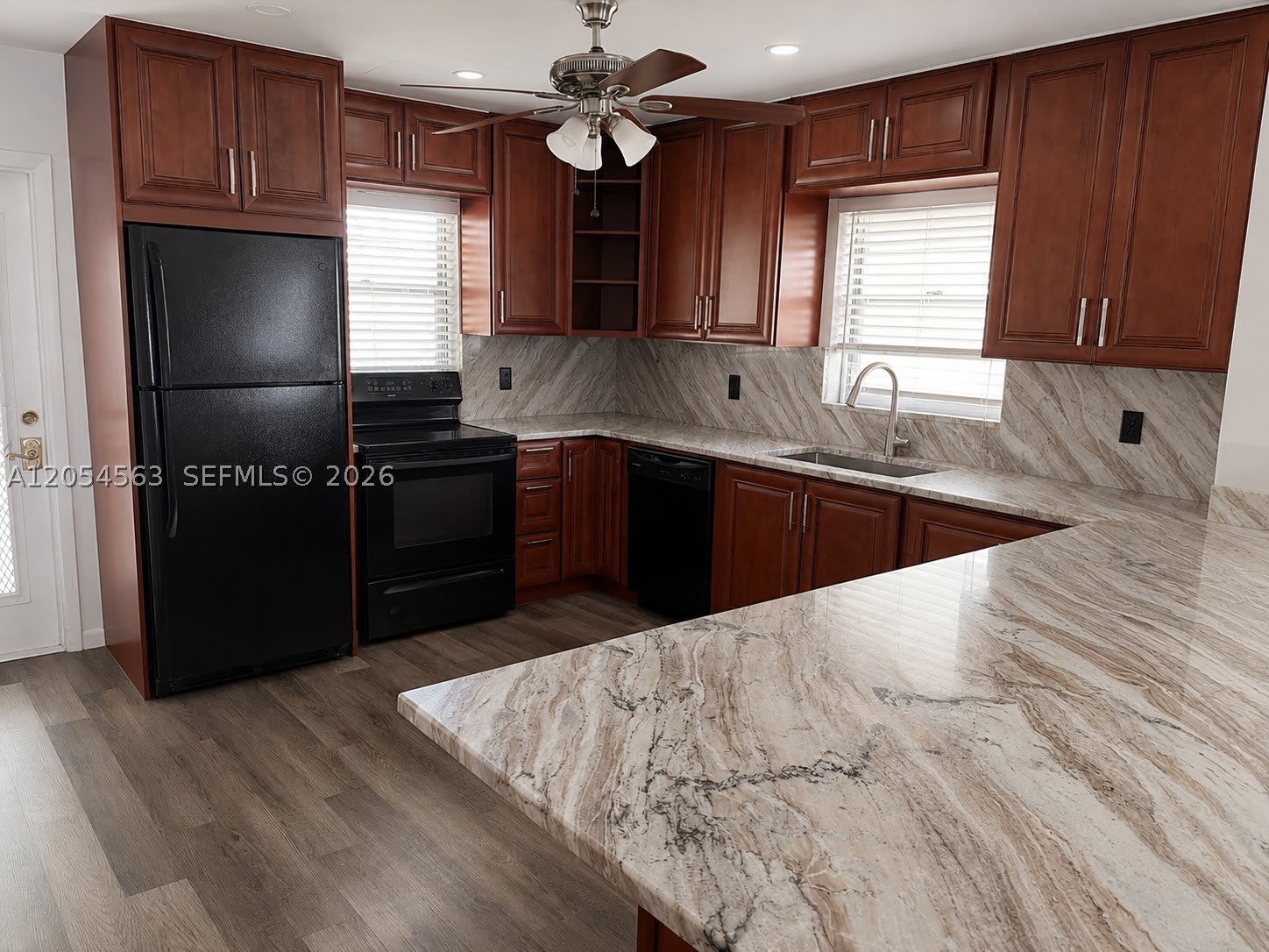 200 Berkley Rd – photo 5