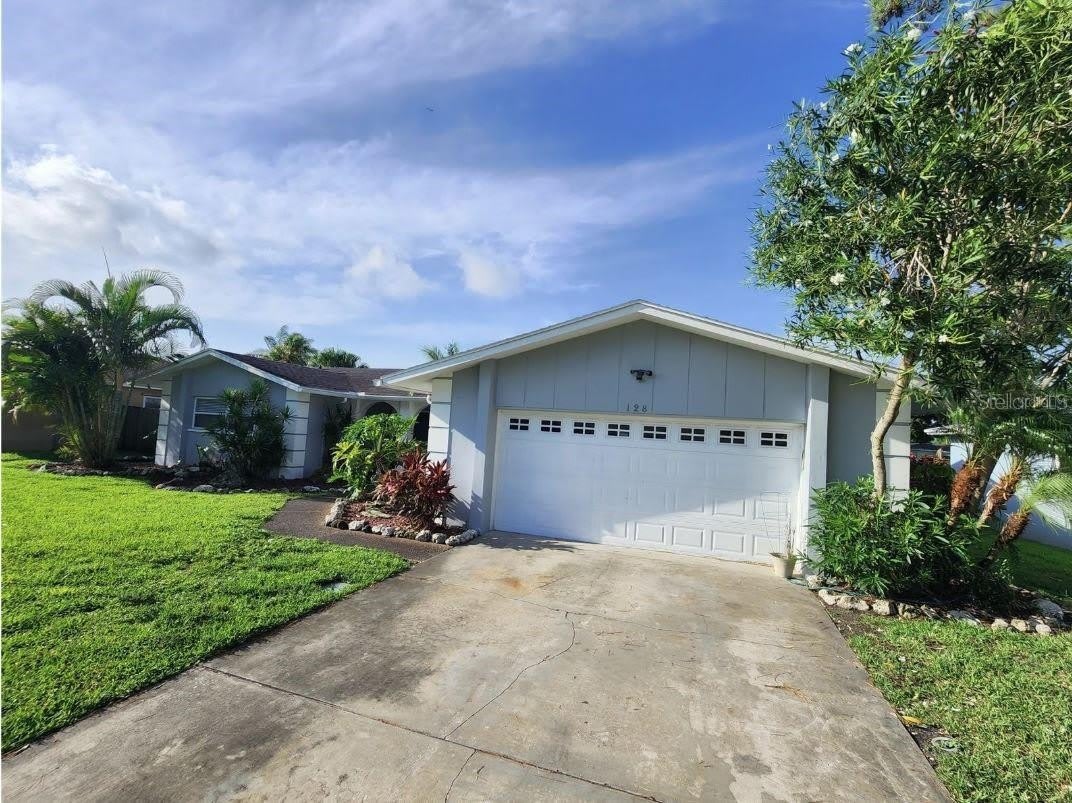 128 98TH Avenue N – photo 2