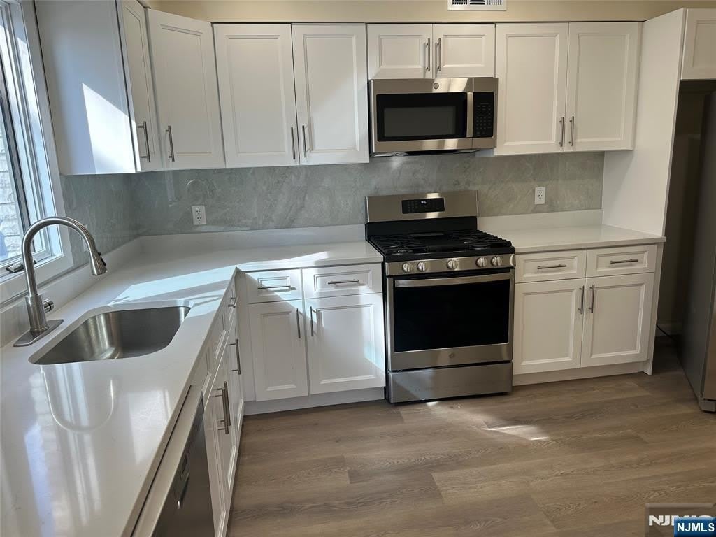 407 Jane Street – photo 4