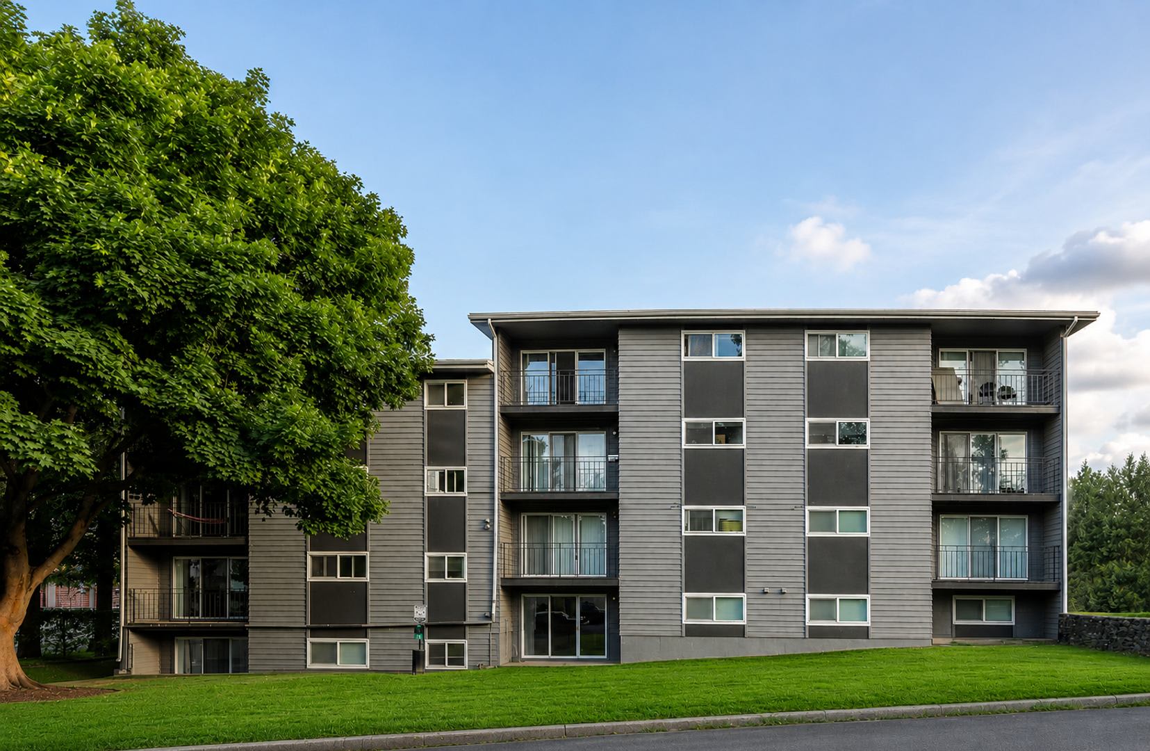 Comfortable 2 Bed / 1 Bath Just Steps from EWU – photo 1