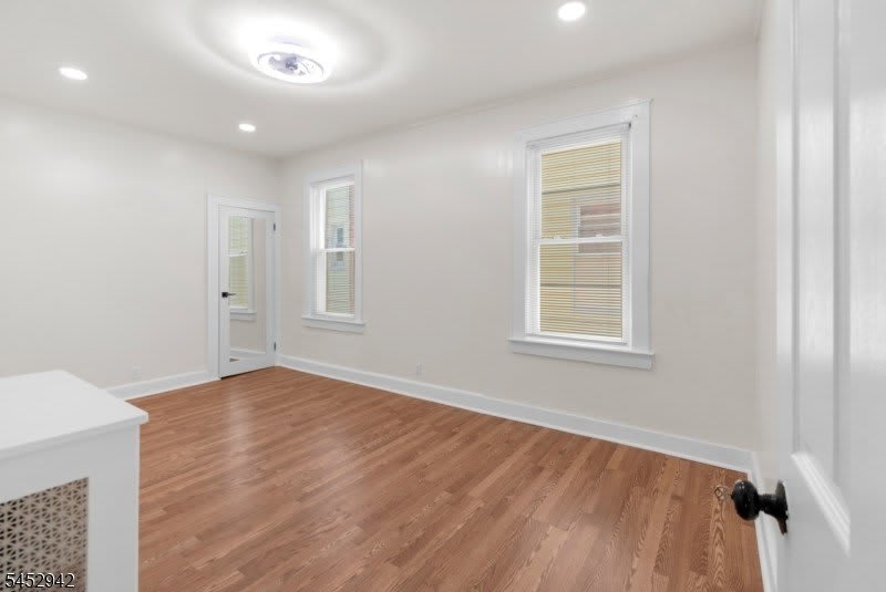 151 Mapes Ave – photo 5
